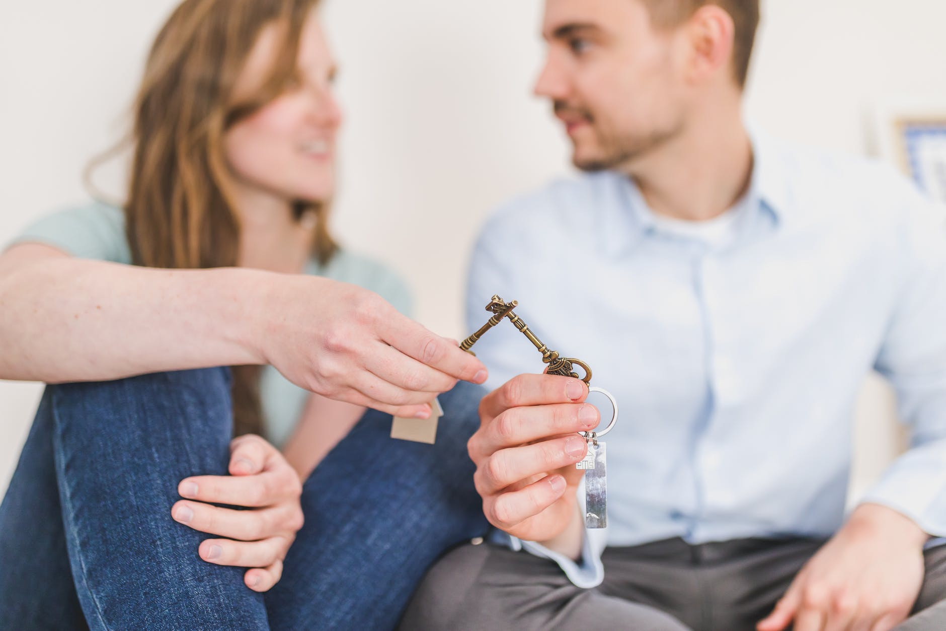 Timeshare vs. Fractional Ownership: Key Differences (A Quick Guide)